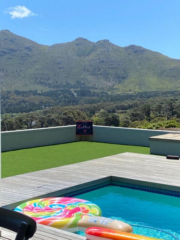 5 Bedroom Property for Sale in Belvedere Western Cape